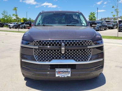 2026 Lincoln Navigator L Reserve