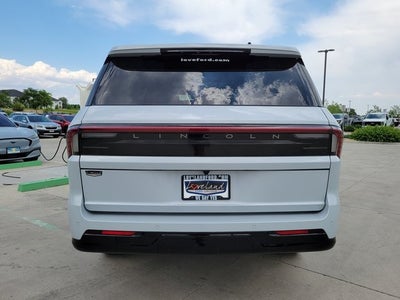 2025 Lincoln Navigator L Reserve