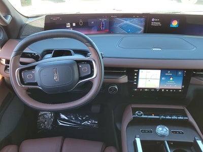 2027 Lincoln Navigator L Reserve