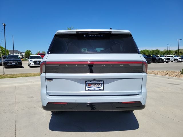 2026 Lincoln Navigator L Premiere