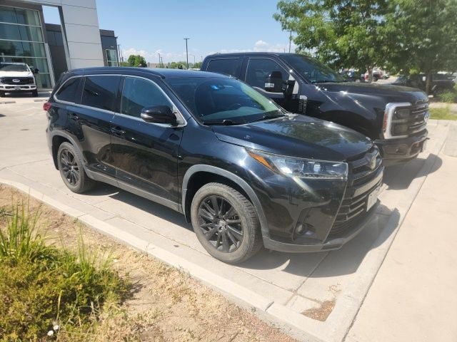 2019 Toyota Highlander SE