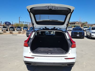 2020 Volvo V60 Cross Country T5