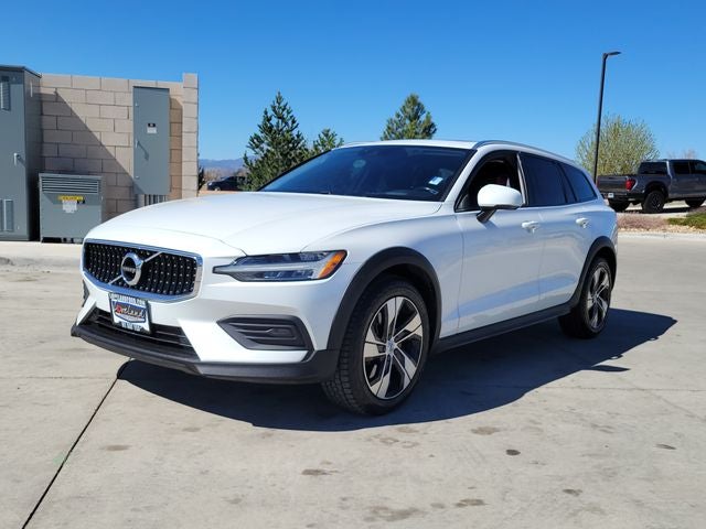 2020 Volvo V60 Cross Country T5