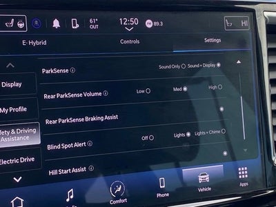 2023 Chrysler Pacifica Hybrid Touring L