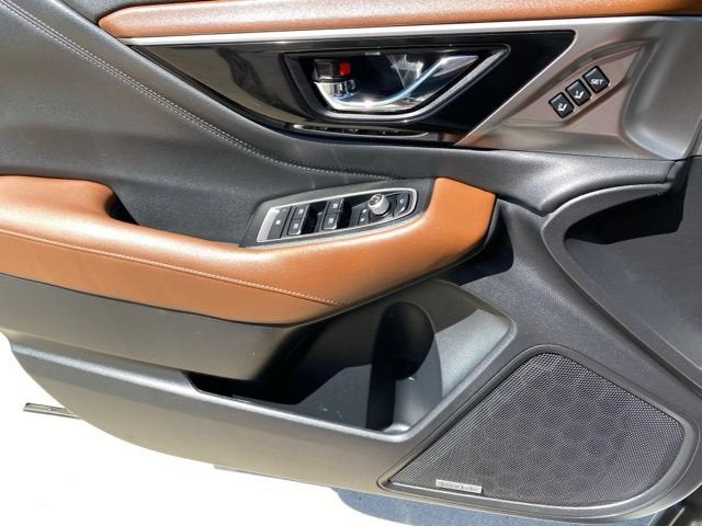 2022 Subaru Outback Touring XT