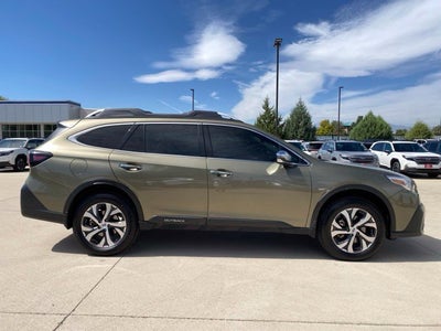 2022 Subaru Outback Touring XT