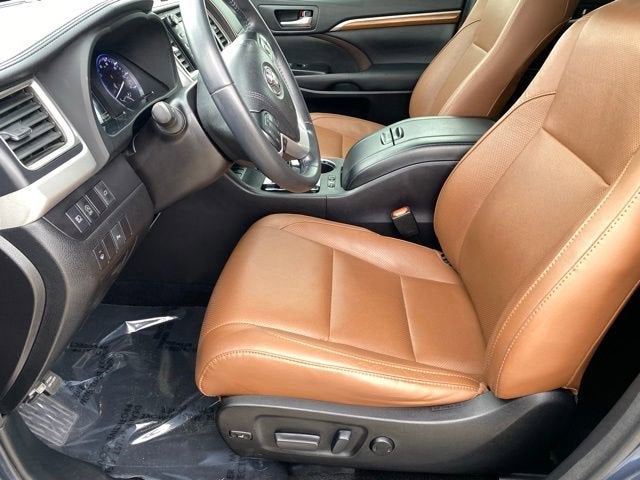 2017 Toyota Highlander Limited
