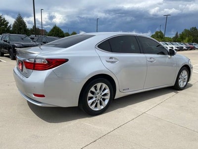 2015 Lexus ES 300h Hybrid
