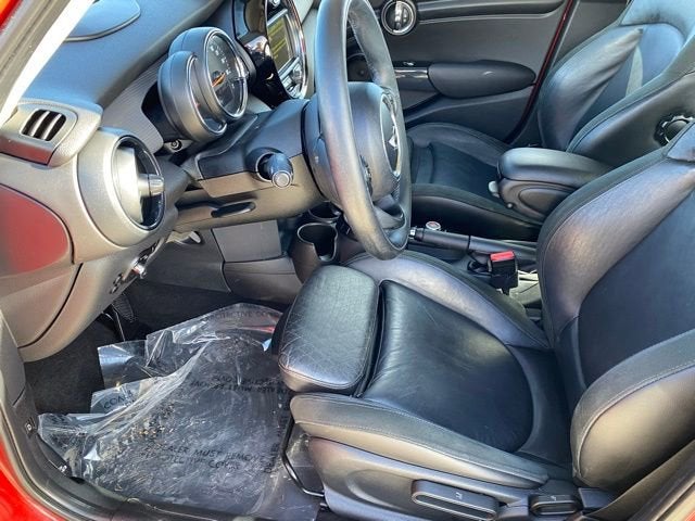 2015 MINI Cooper Hardtop 4 Door Base