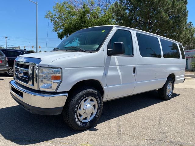 2013 Ford E-350SD XLT