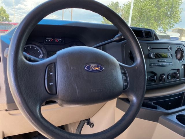2013 Ford E-350SD XLT