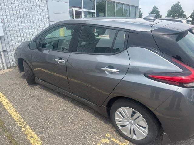 2025 Nissan Leaf S
