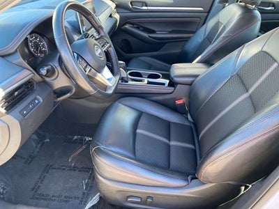 2023 Nissan Altima 2.5 SR