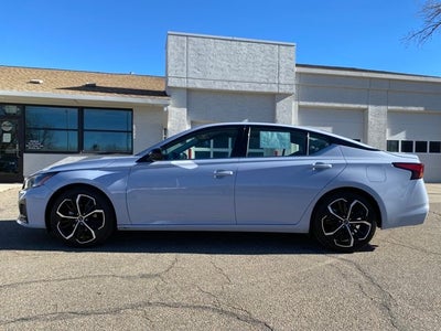 2023 Nissan Altima 2.5 SR