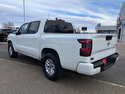 2024 Nissan Frontier SV