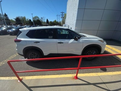 2024 Nissan Rogue S
