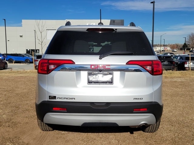 2017 GMC Acadia SLE-2