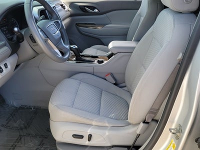 2017 GMC Acadia SLE-2