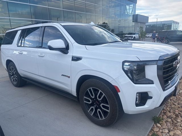 2023 GMC Yukon XL AT4