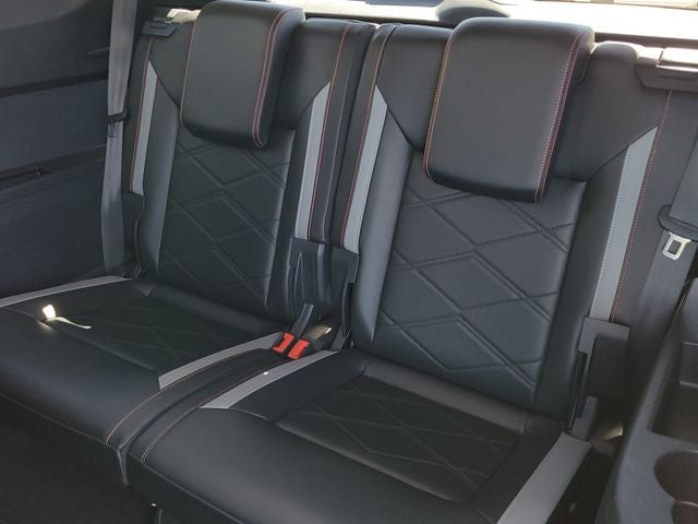 2024 Volkswagen Atlas 2.0T Peak Edition SE w/Technology