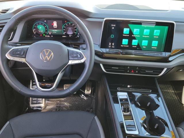 2024 Volkswagen Atlas 2.0T Peak Edition SE w/Technology