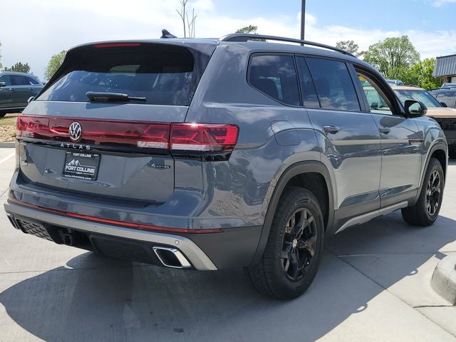 2024 Volkswagen Atlas 2.0T Peak Edition SE w/Technology
