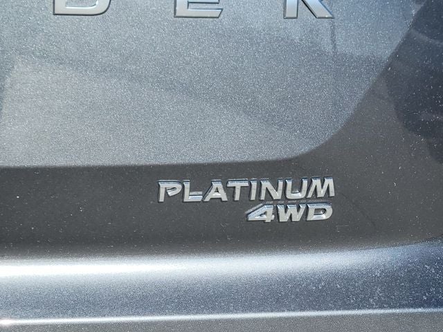 2025 Nissan Pathfinder Platinum