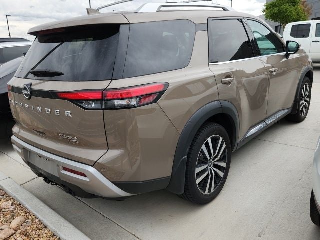 2024 Nissan Pathfinder Platinum