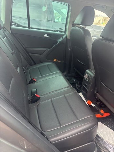 2011 Volkswagen Tiguan SE