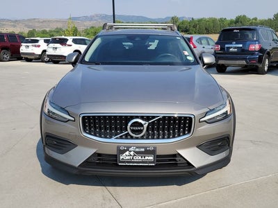 2020 Volvo V60 Cross Country T5