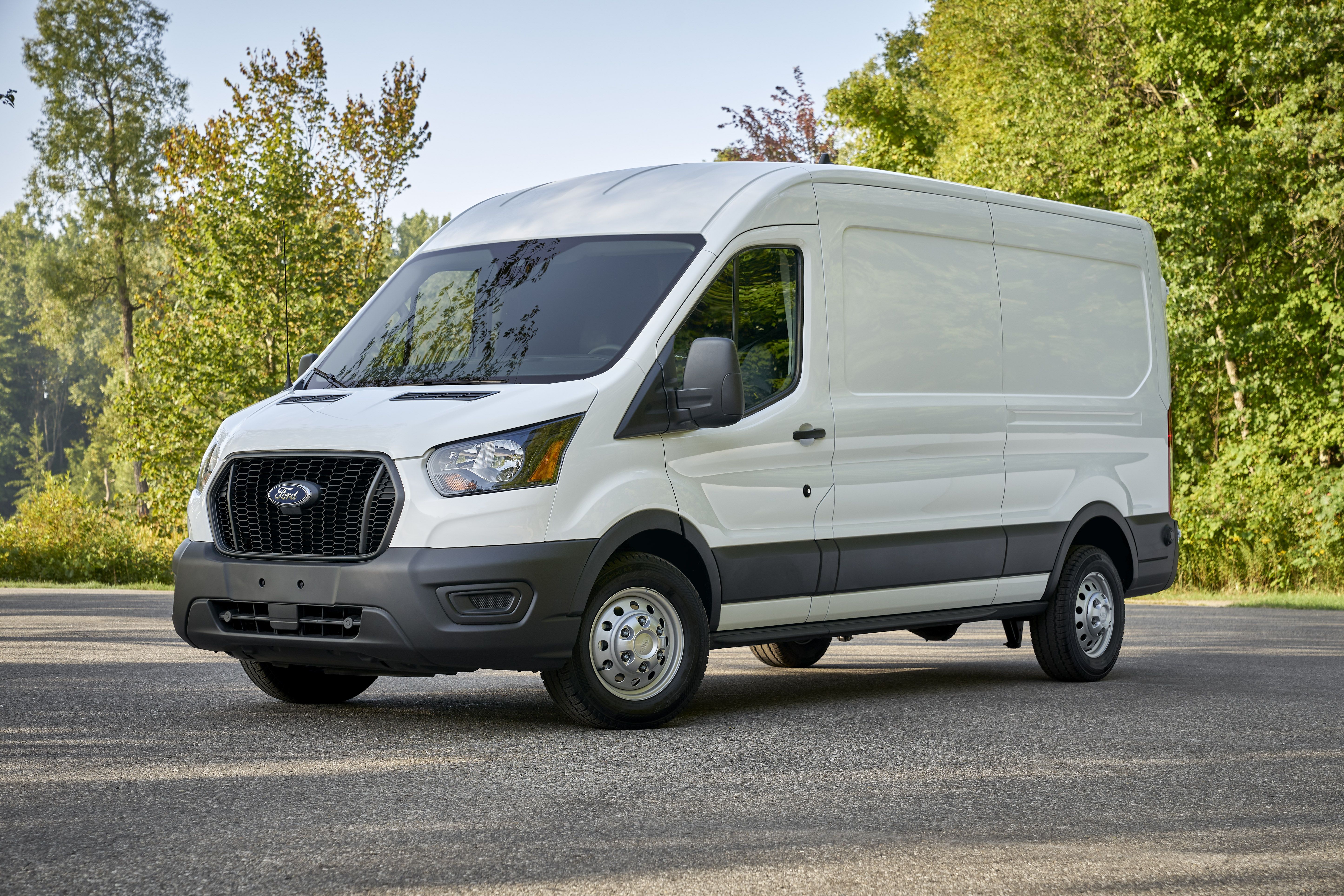 2025 Ford Transit Cargo XL